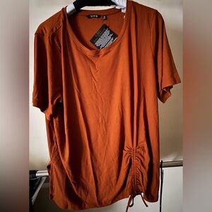 IMAN Women's Short Sleeve Top in Warm Rust